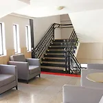 Hotel Diplomat By Bsb Inn