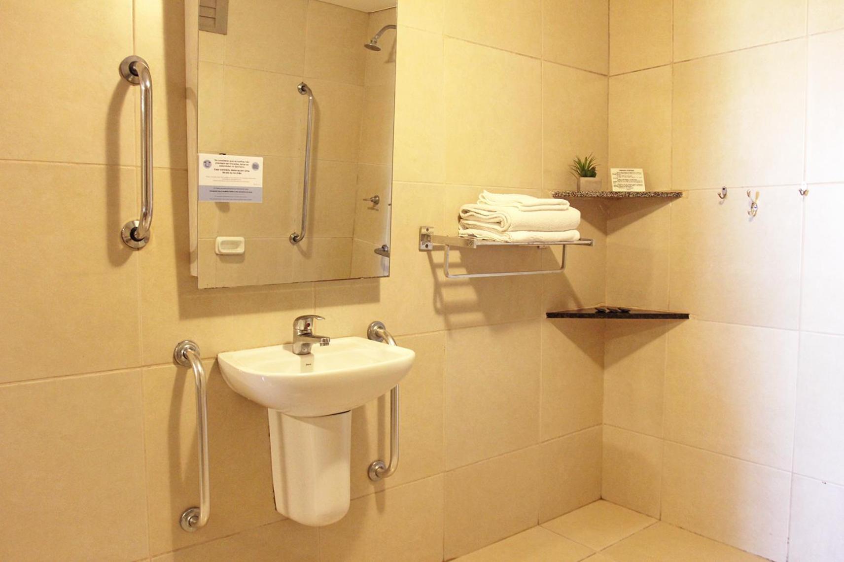 Hotel Diplomat By Bsb Inn 3*