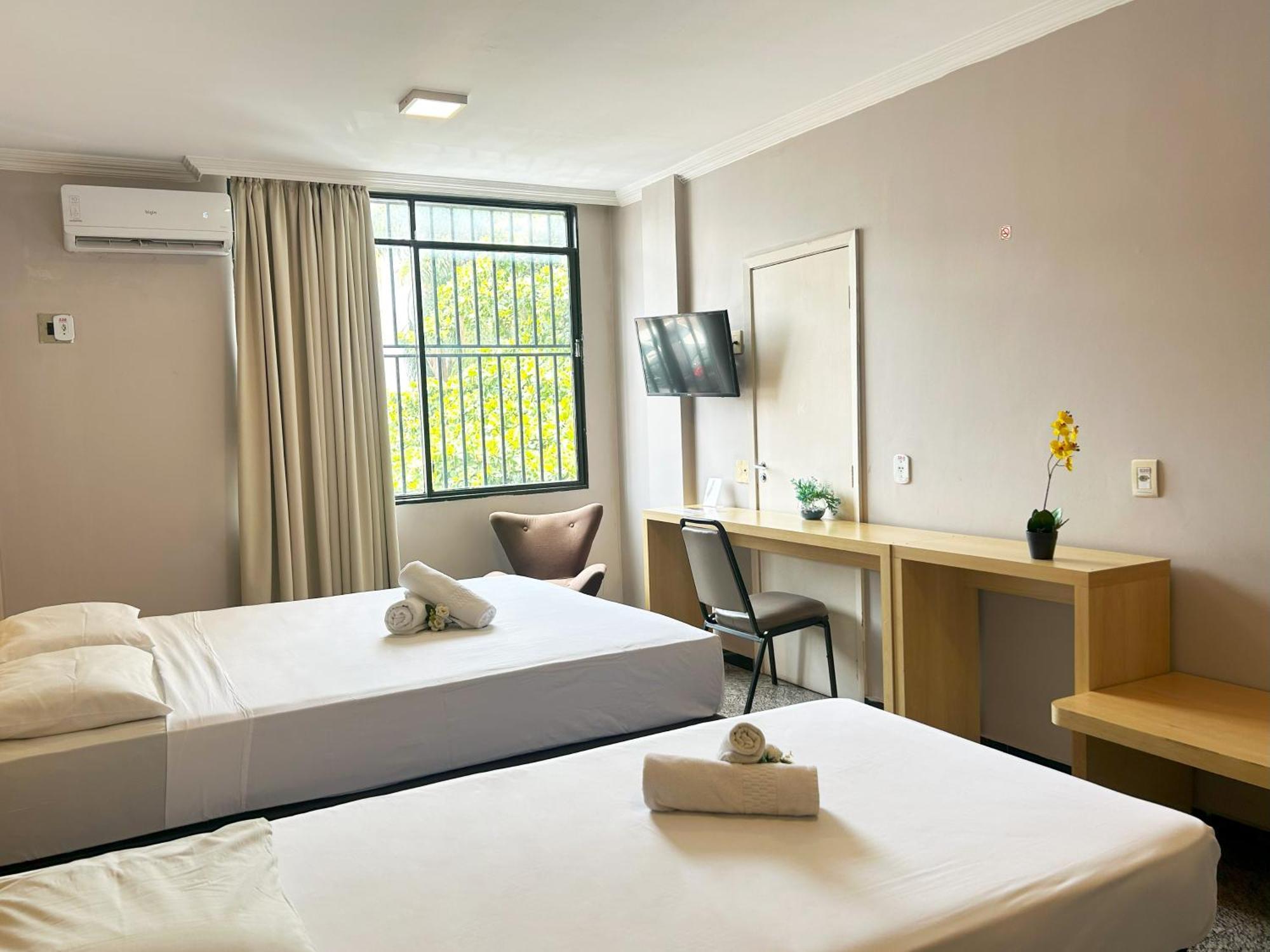 Hotel Diplomat By Bsb Inn Hotel